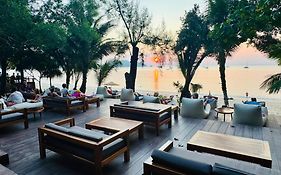 Sunny Cove Beach Resort Koh Phayam